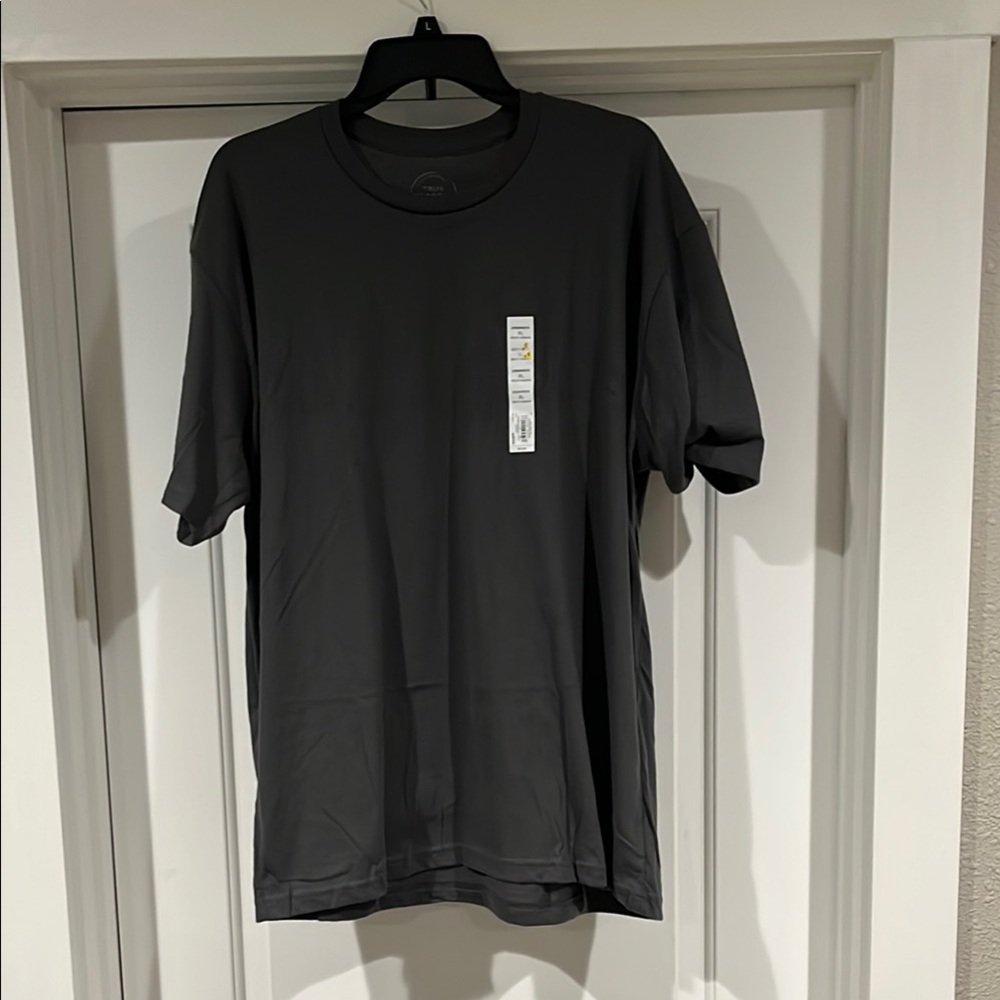 Men's Gray T-Shirt